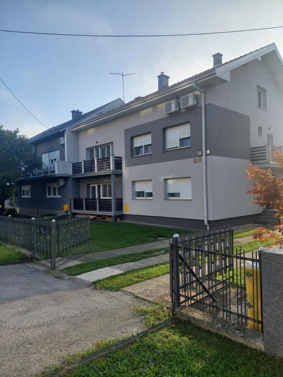 COMFORT Suites VELIKA GORICA - 16