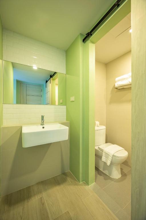 Chamemon Bed Phuket Town - Resim 37