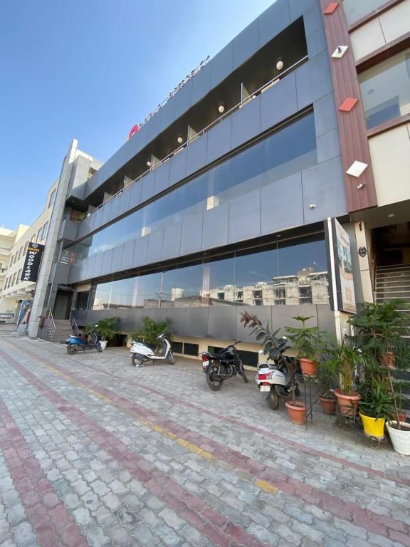 JB Residency Zirakpur !! Top Rated & Most Awarded Property in Zirakpur - Housity