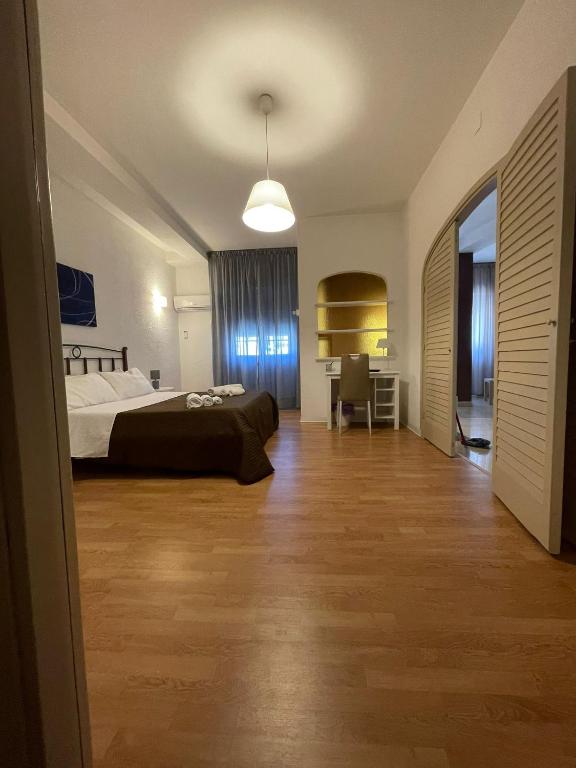 A bed or beds in a room at 100 PASSI Politeama