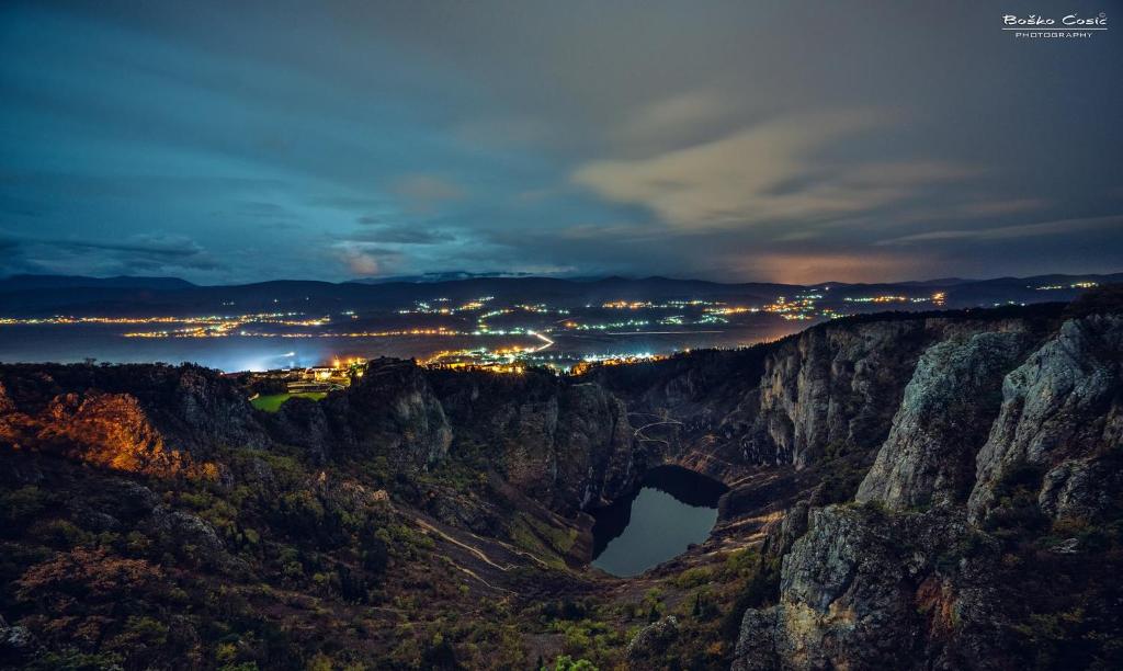 Příroda nedaleko apartmánu