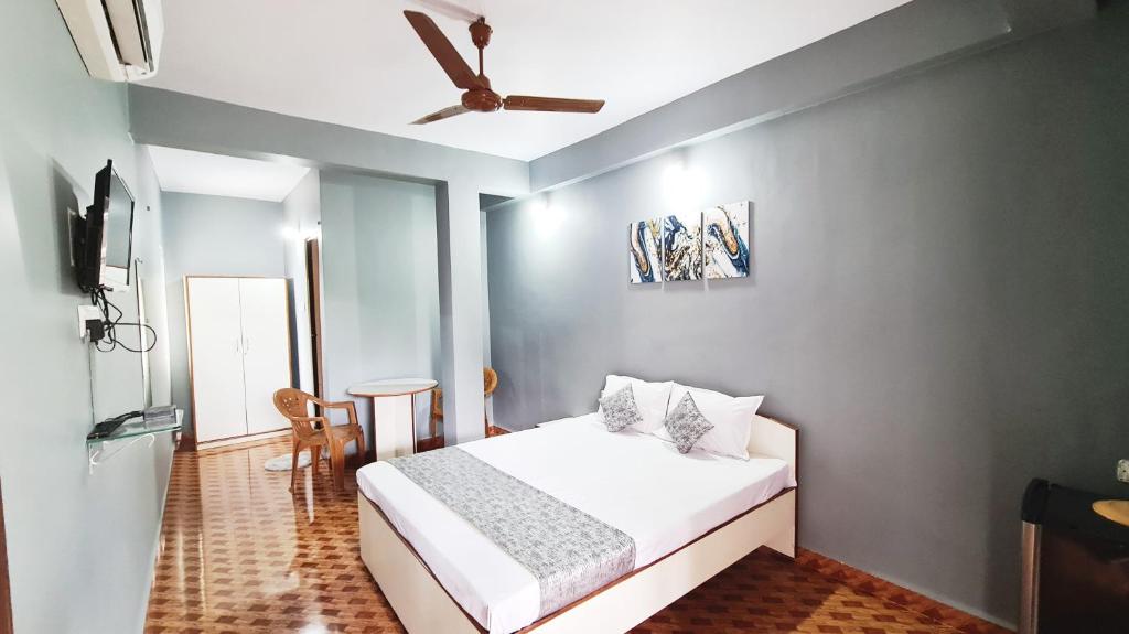 Postel nebo postele na pokoji v ubytování Jackson Beach House Calangute
