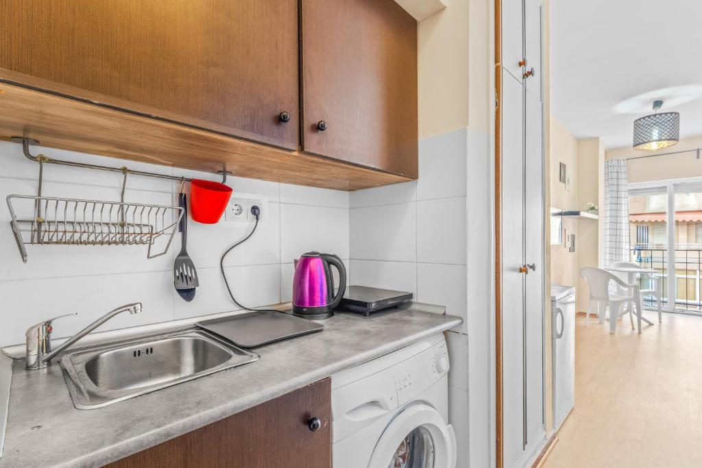 Kuchyň nebo kuchyňský kout v ubytování Apartamento a 200m de la Playa