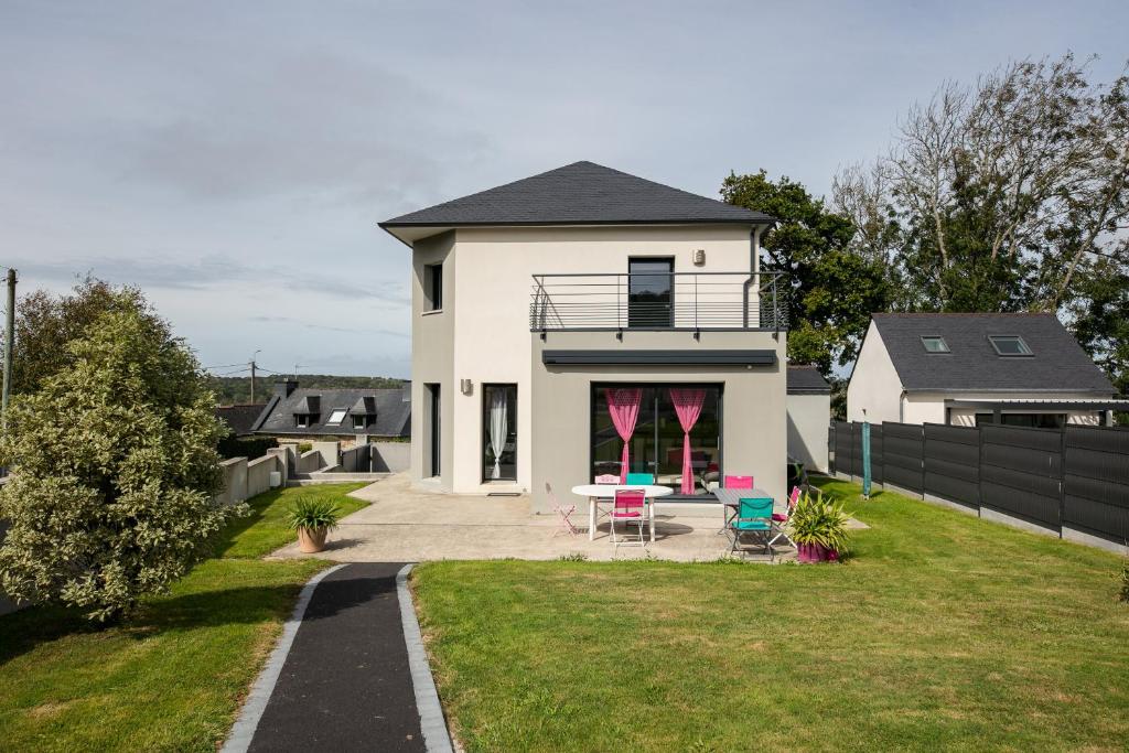 Photo de la galerie de l'établissement Maison Quenvel Morgat - À 5min de la plage, à Crozon