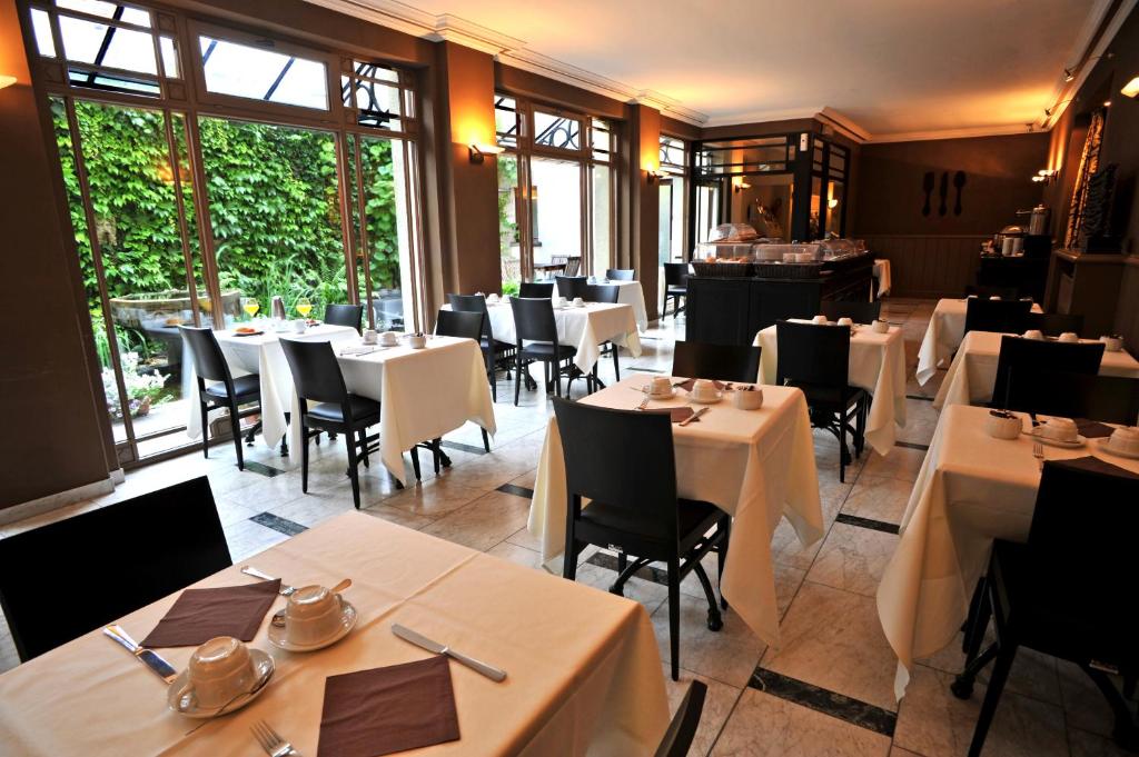 Restaurace v ubytování Flanders Hotel