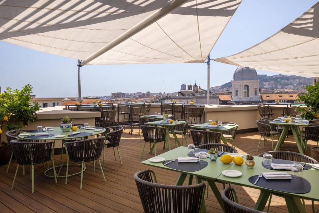 UNA Hotels Napoli - Resim 29