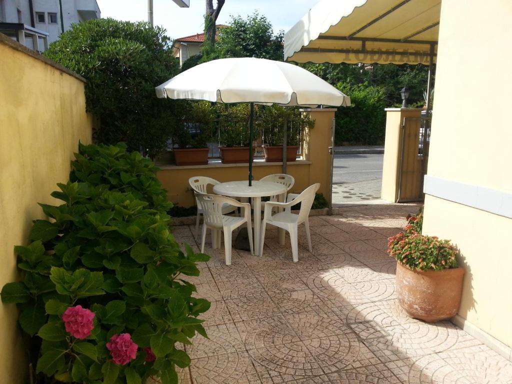 Patio nebo venkovní prostory v ubytování Hotel Margot