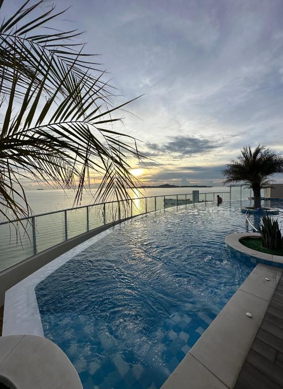 Bazén v ubytování Sands Condominium Pattaya nebo v jeho okolí