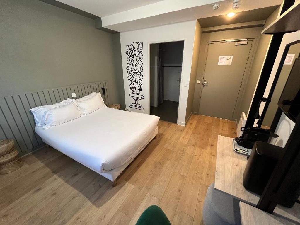 Hôtel Beauquartier Montmartre - Resim 37