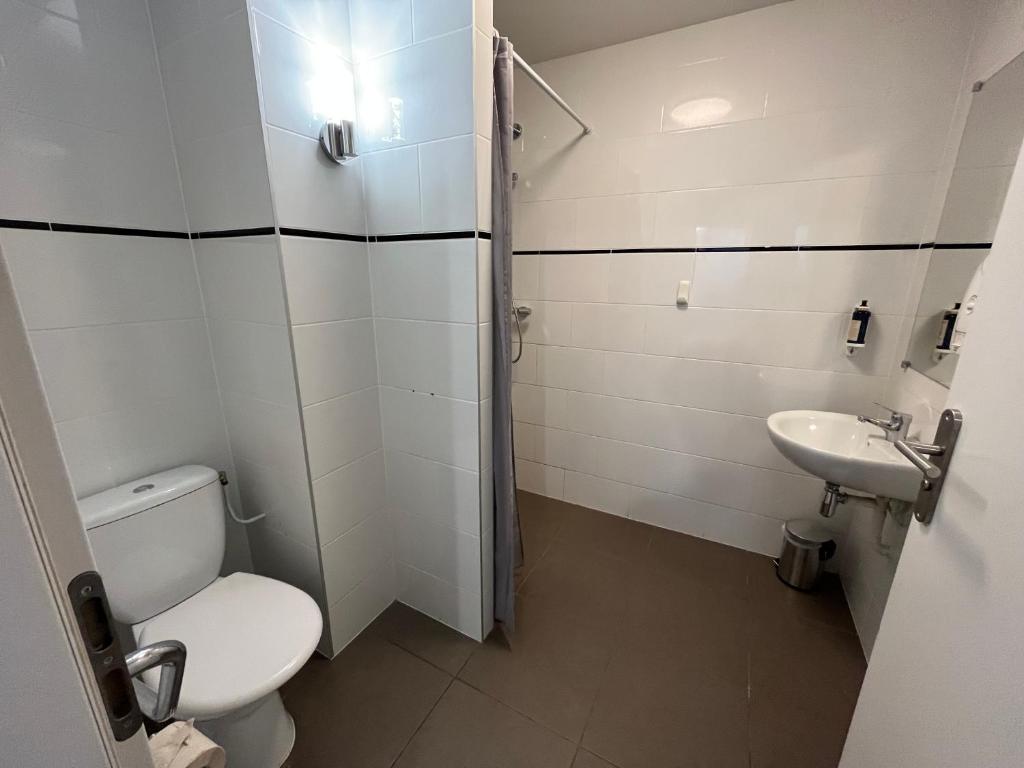 Hôtel Beauquartier Montmartre - Resim 34