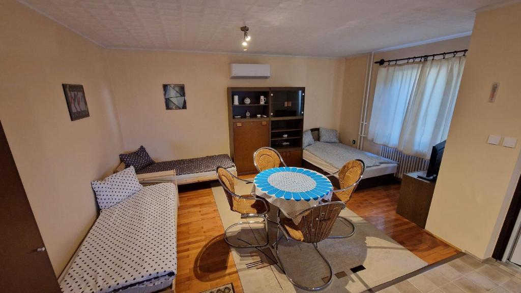 Friendly Apartment in the suburb. 1202 Budapest, 14 Radnó utca kép - 1