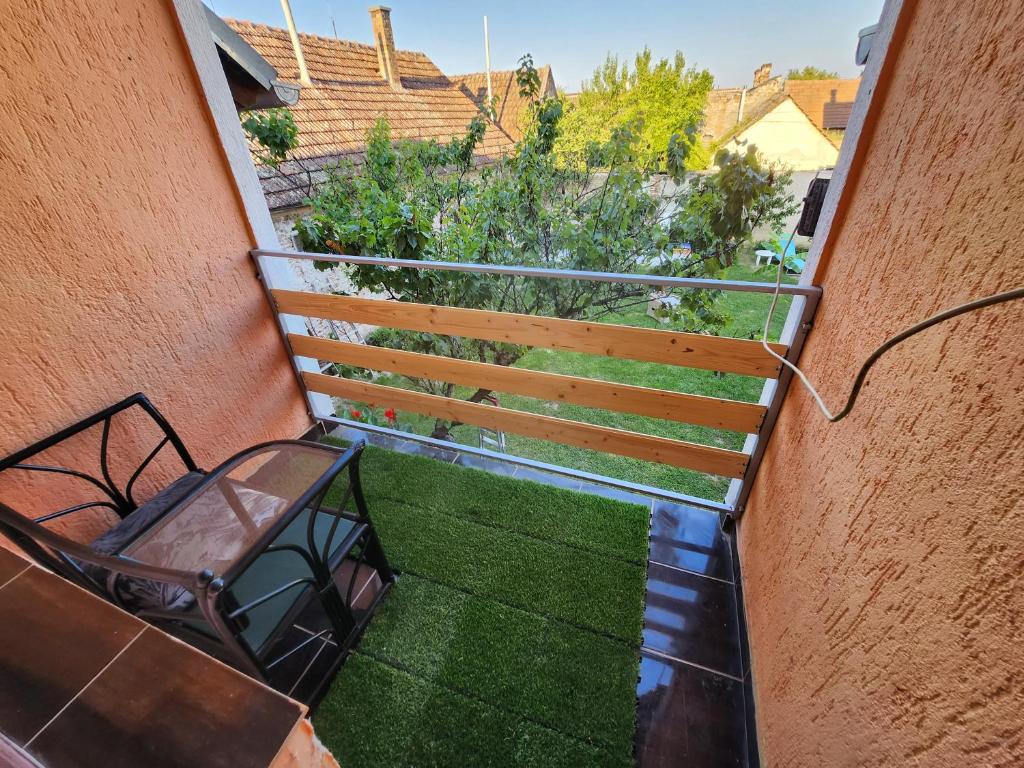 Balkón nebo terasa v ubytování Cvet - Sobe
