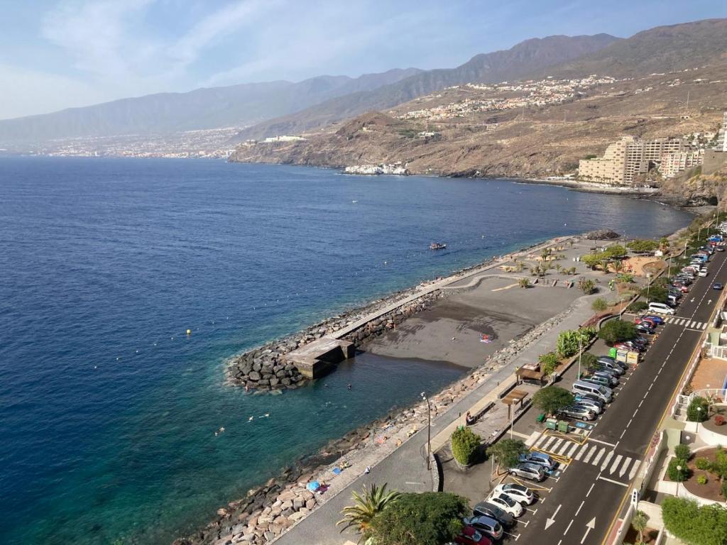 an aerial view of a beach and the ocean at Exyca Radazul in Radazul