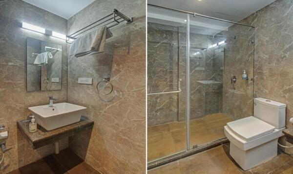 Koupelna v ubytování Hotel Radiant