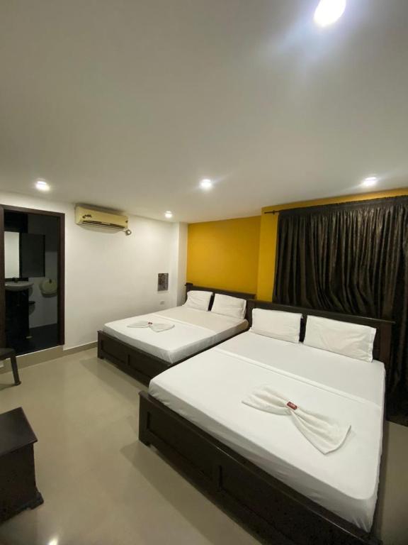 Hotel Diamante Real Cienaga - Habitación Doble De Lujo Con Dos Camas Dobles