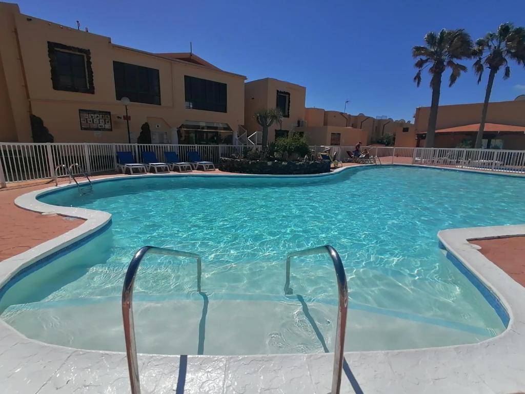 The swimming pool at or close to Castillo Mar- Casa Martini