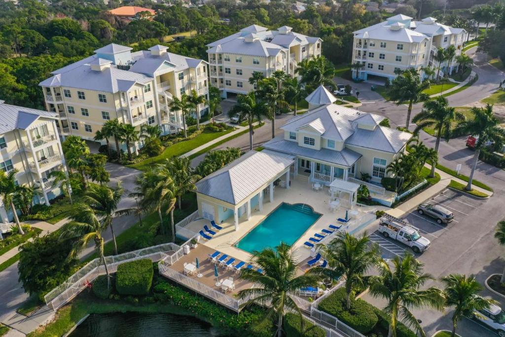Luxury Condominium Club Member Reviews