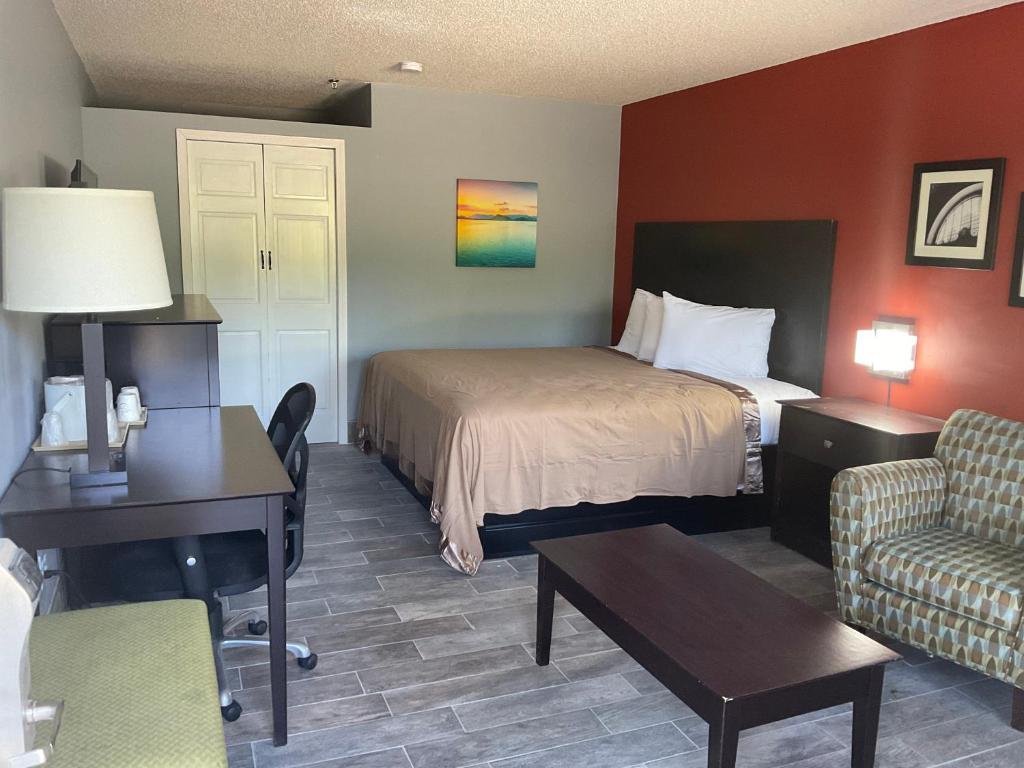 SUNSET INN photo