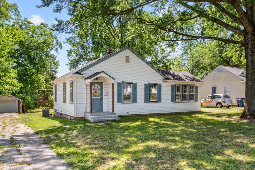 The Cherry House JZ Vacation Rentals, Warrenton (updated prices 2024)