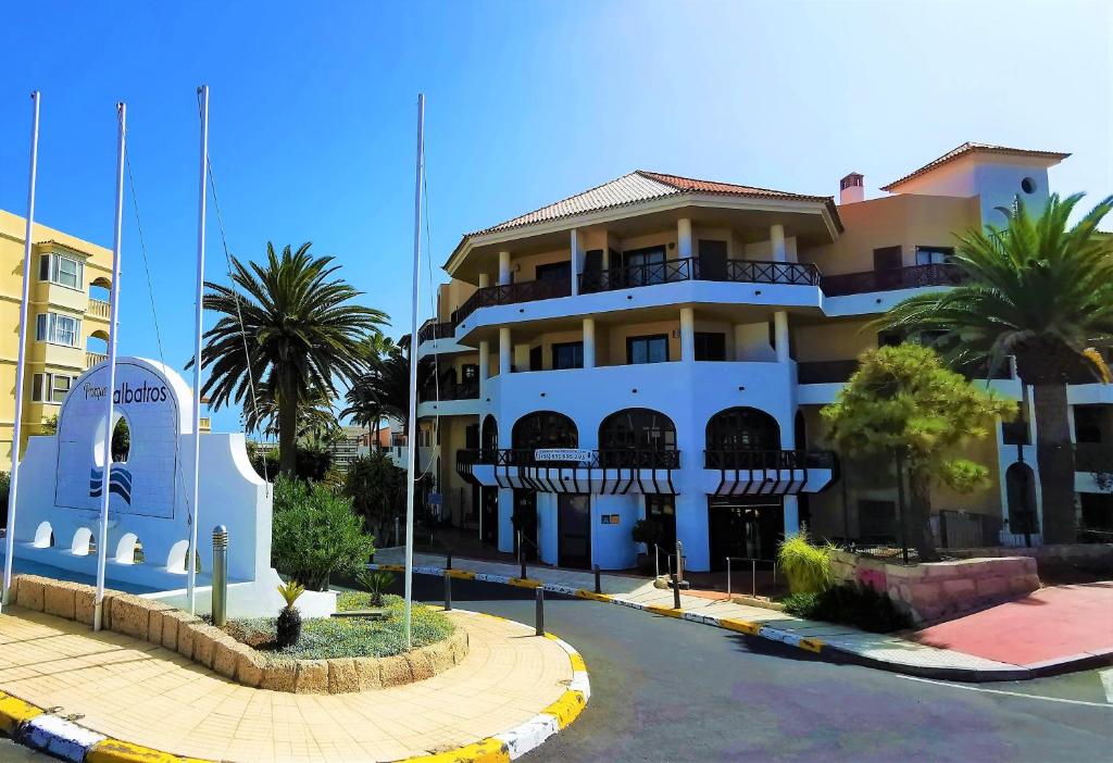 Strelitzia Apartment - ocean view & heated pool & AC, San Miguel de Abona  (updated prices 2026)