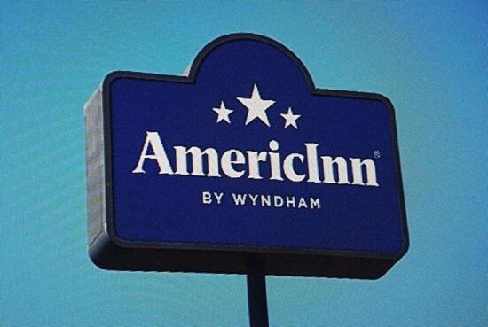 Certifikát, hodnocení, plakát nebo jiný dokument vystavený v ubytování AmericInn by Wyndham Stuart