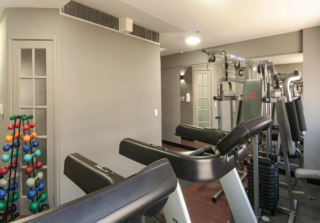 Fitness centrum a/nebo fitness zařízení v ubytování Ibis Budget Salvador