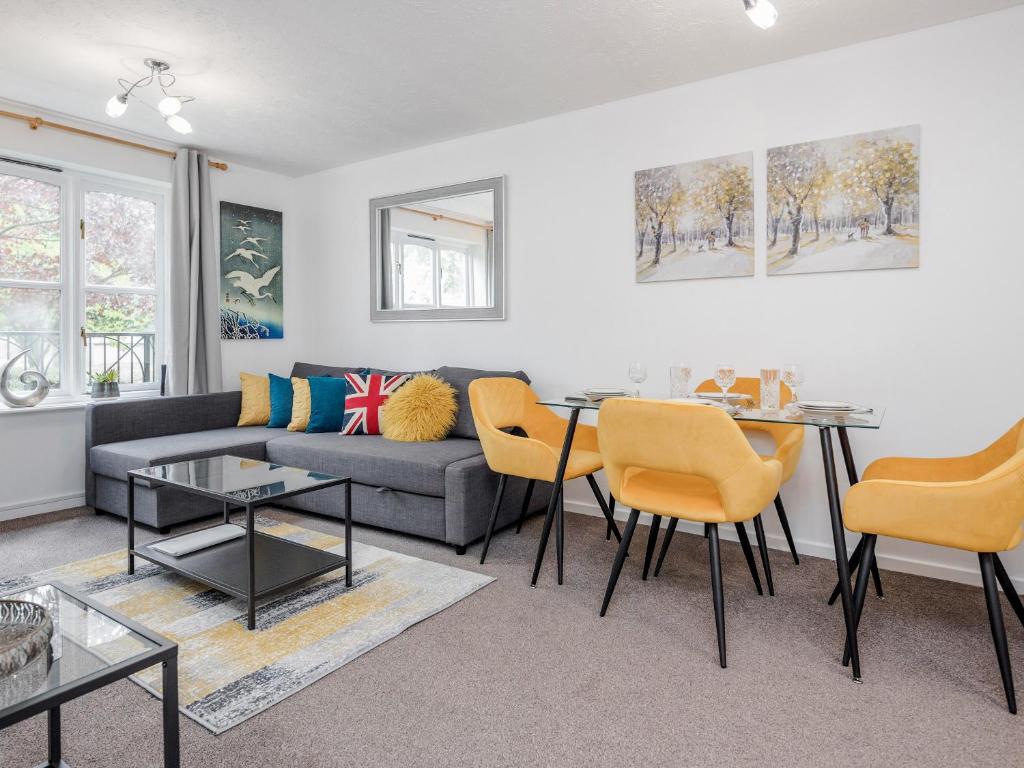 Eton House, Watford (updated prices 2024)