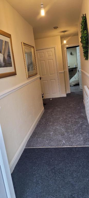 Fotografie z fotogalerie ubytování 13 Decent Homes v destinaci Dukinfield