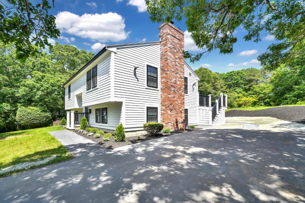 Hill House Mashpee, Mashpee Aktualisierte Preise für 2024