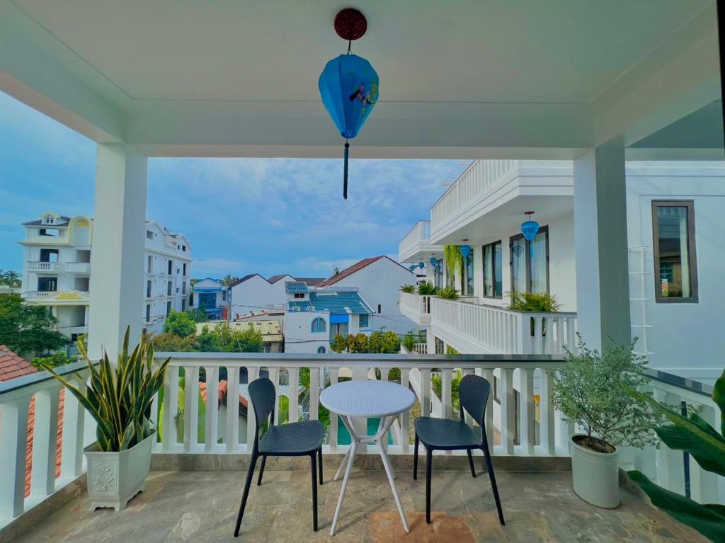 Balkón nebo terasa v ubytování Hilary Boutique Villa Hội An