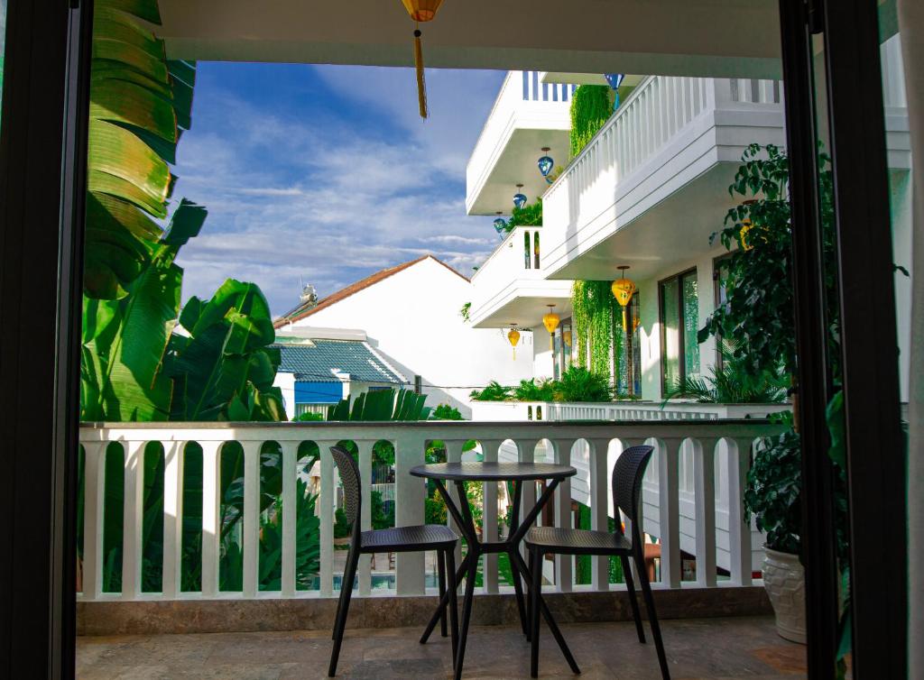 Balkón nebo terasa v ubytování Hilary Boutique Villa Hội An