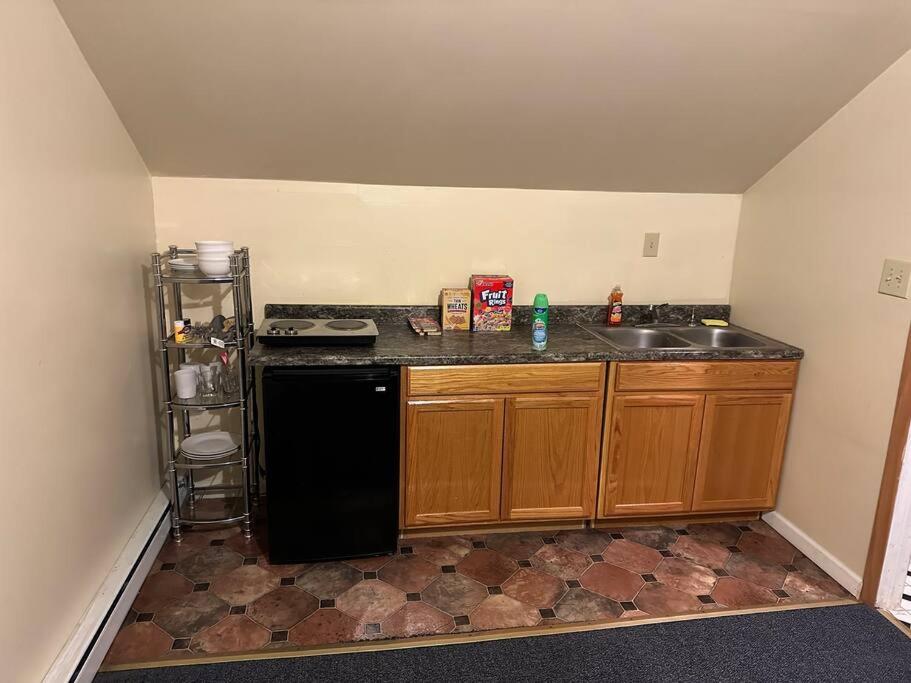 Apartment in Ticonderoga, Ticonderoga (updated prices 2024)