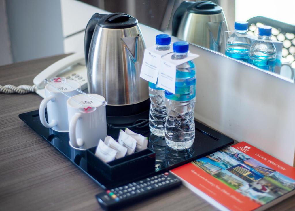 Swiss-Belcourt Kupang - Deluxe Double Room