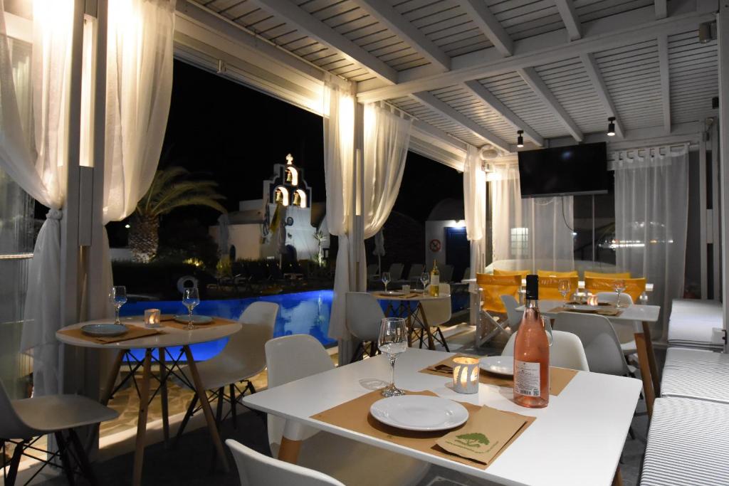 Posezení v ubytování Rodakas Hotel