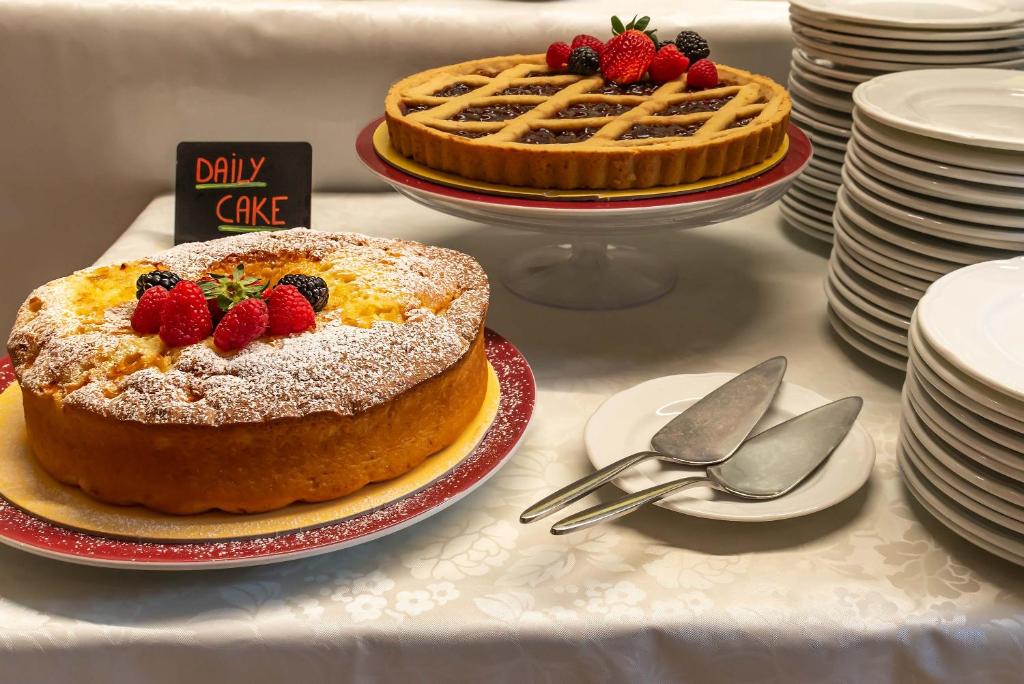 Hotel La Fenice et Des Artistes - Resim 25