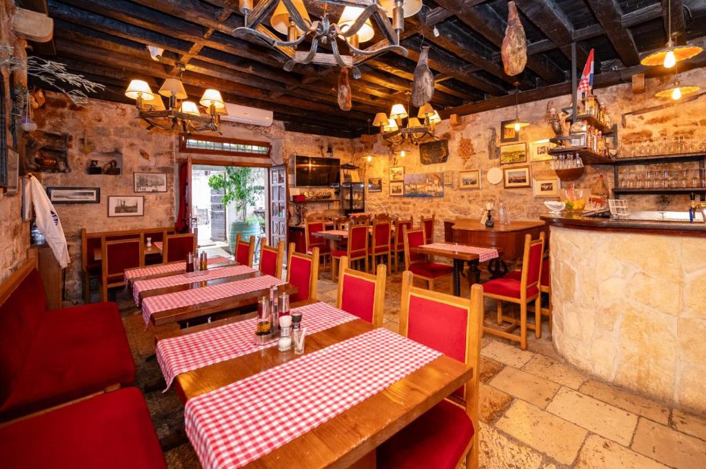 Restaurace v ubytování Heritage Hotel Tragos