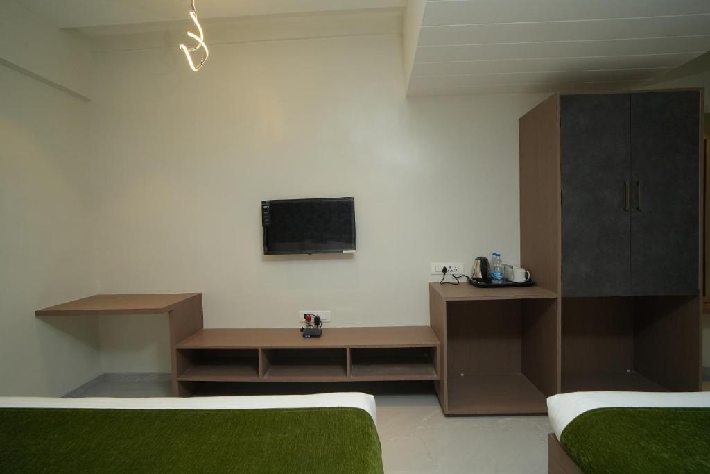 Hotel Modi Samrat - 家庭房