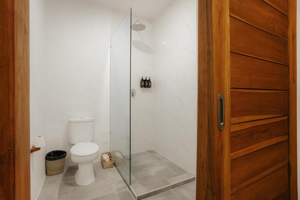 Puri Garden Hotel & Hostel - 18