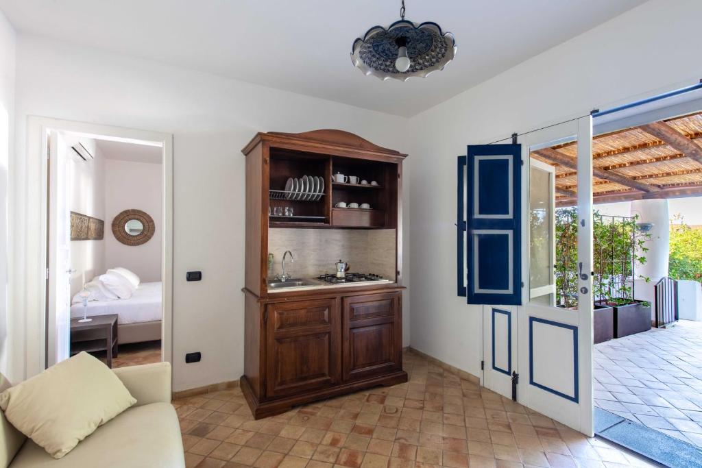 Kuchyň nebo kuchyňský kout v ubytování Vico San Lorenzo - Camere a Salina