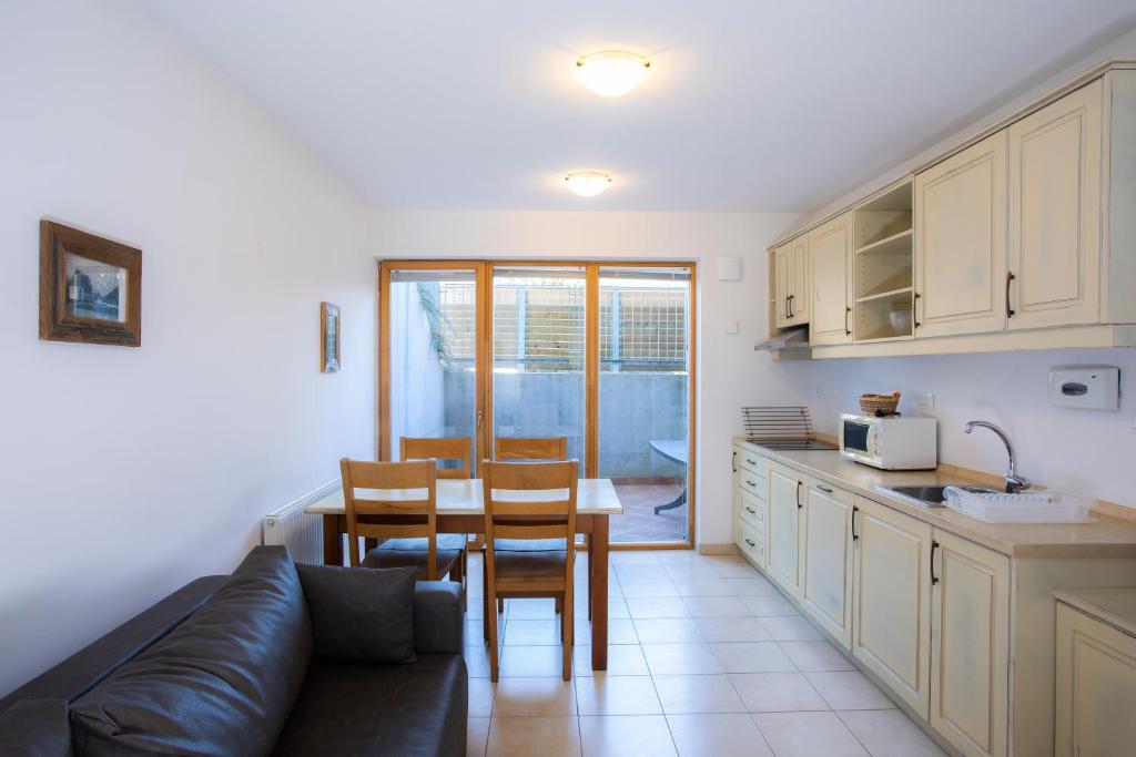 Apartments Telemark Kranjska Gora - Two-Bedroom Apartment With Terrace - Half Basement