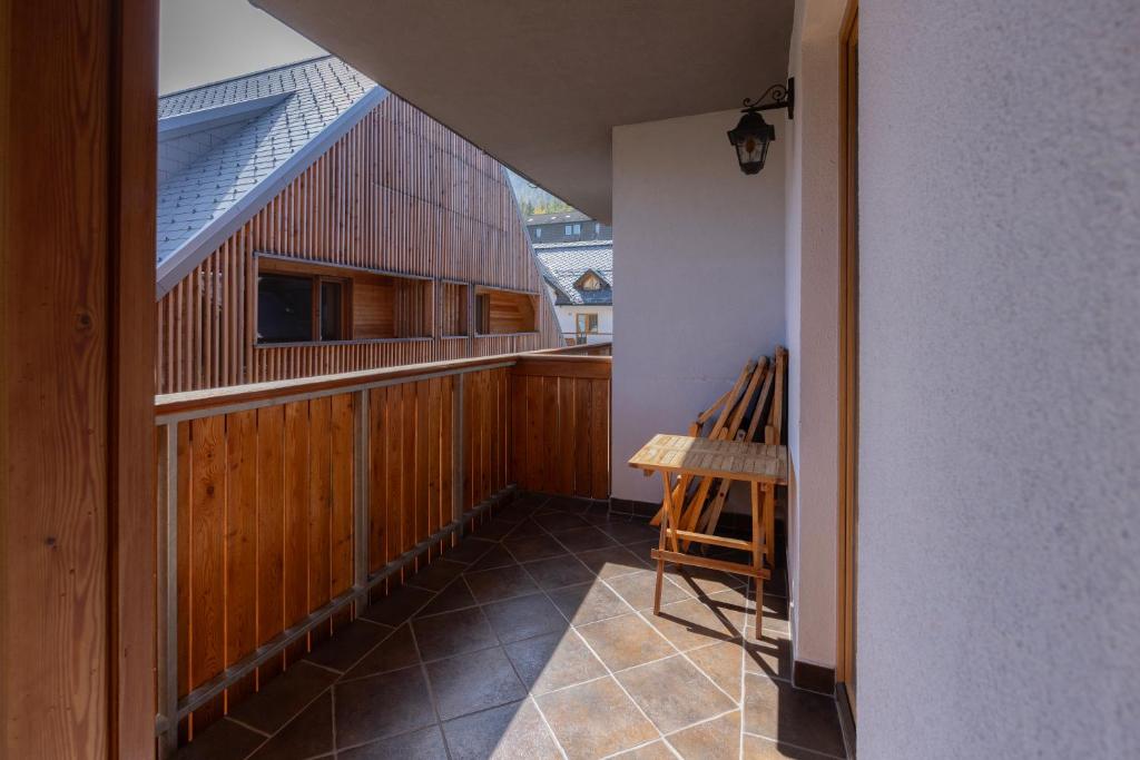 Apartments Telemark Kranjska Gora - Two-Bedroom Apartment With Balcony