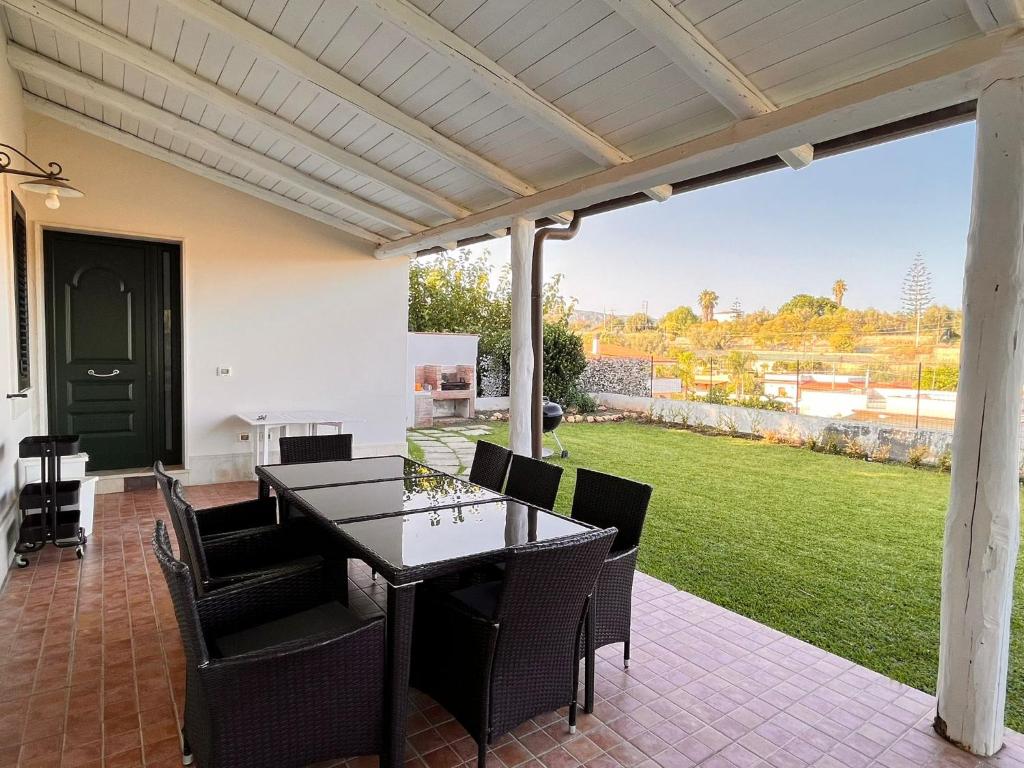 A balcony or terrace at Summer house