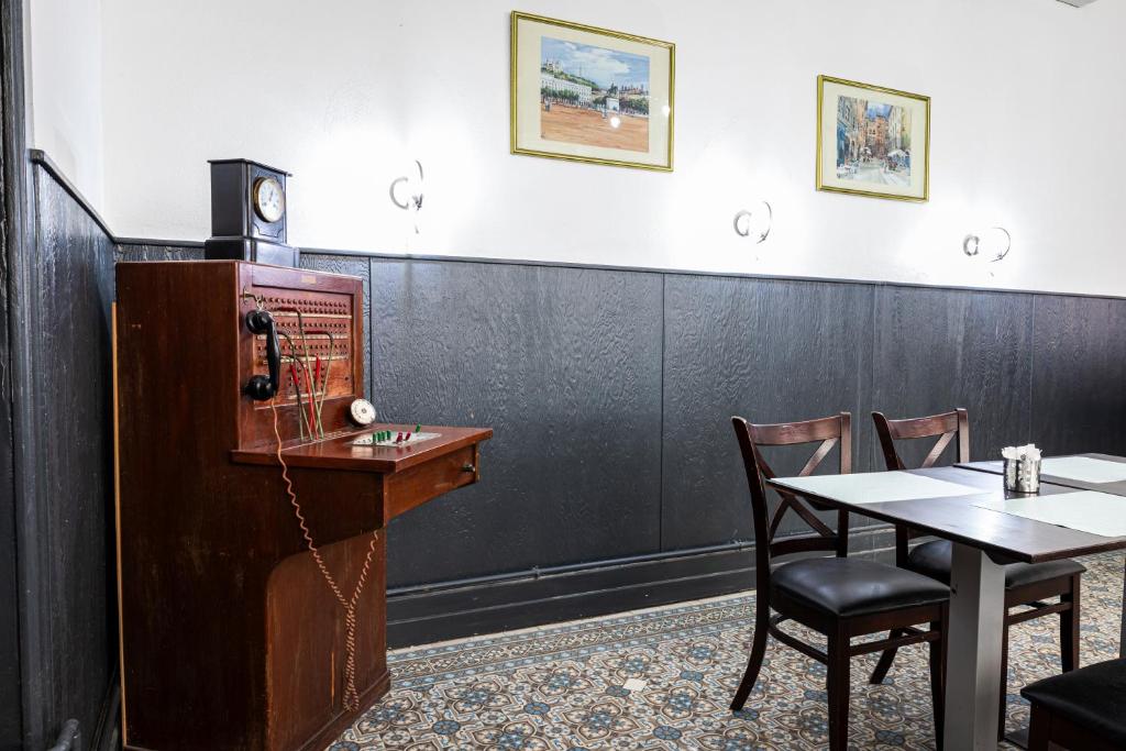 Hotel Du Dauphiné - Resim 38