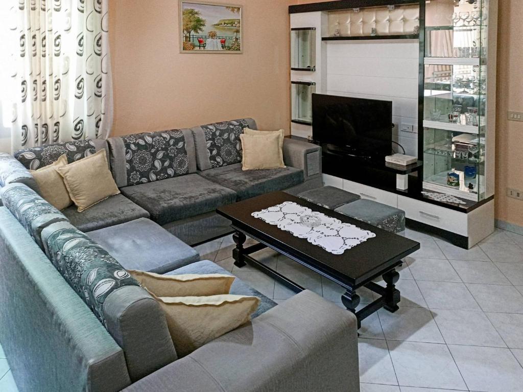 Modern apartment in Plazh area - Image 4