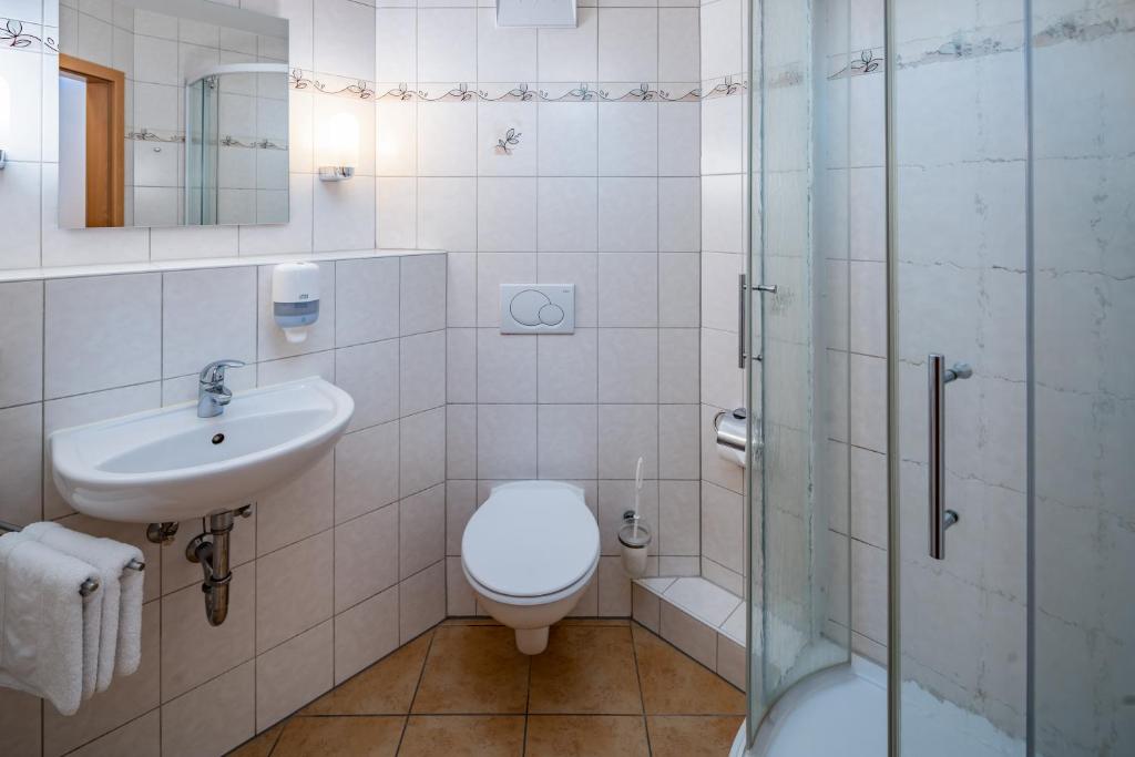 Koupelna v ubytování Hotel Zur Post