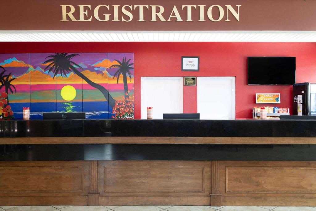 Fotografie z fotogalerie ubytování Ramada by Wyndham Kissimmee Gateway - Free Theme Park Shuttle v Orlandu