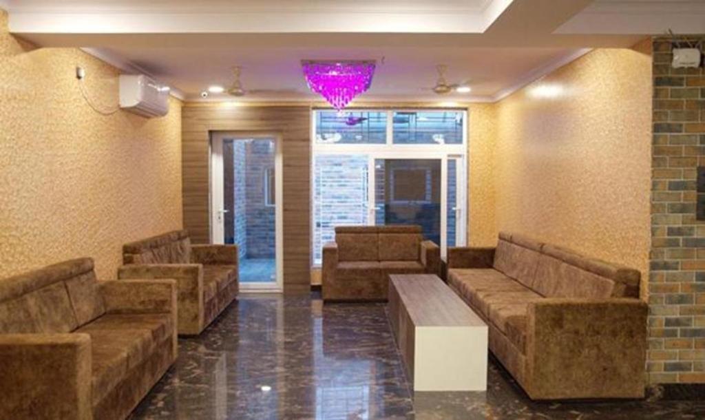 Posezení v ubytování FabHotel Prime Tiyara Inn