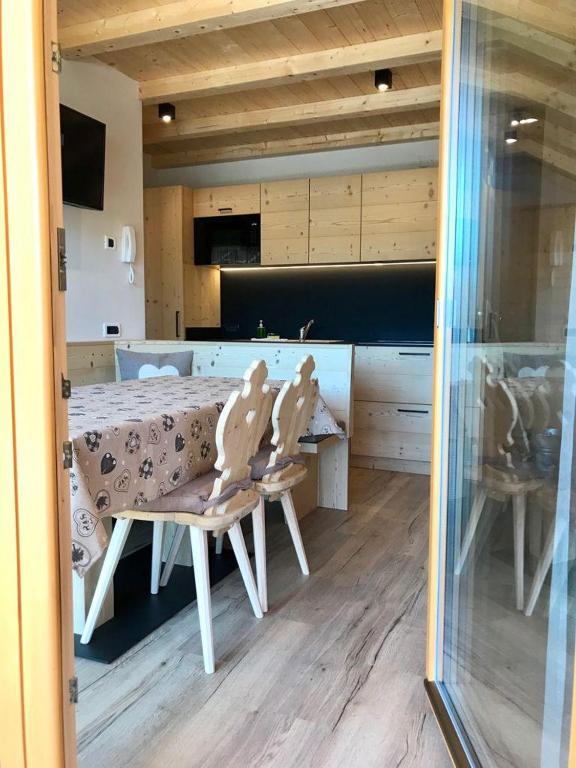 Kuchyň nebo kuchyňský kout v ubytování Apartments Chalet Maria