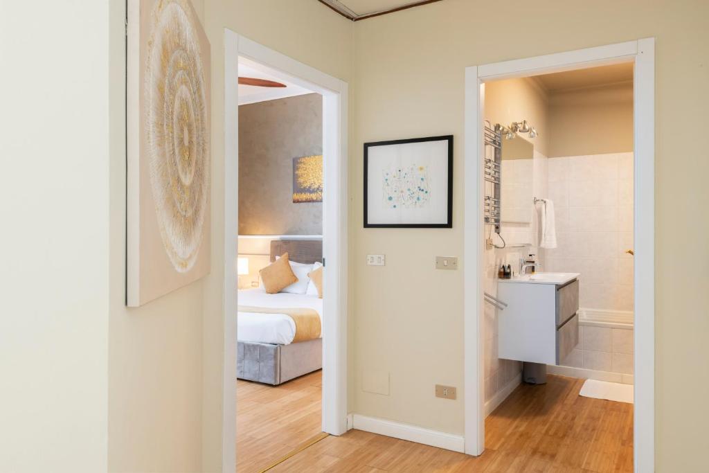 Heart Milan Apartments Duomo District - 8