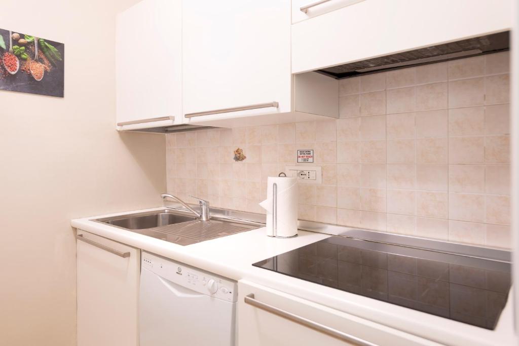 Heart Milan Apartments Duomo District - 15